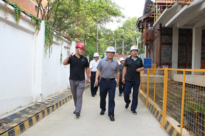 建設集團副總經(jīng)理王明智深入漢中分公司檢查指導工作