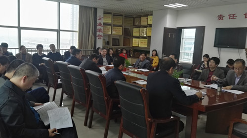 天工公司機關周末工作忙