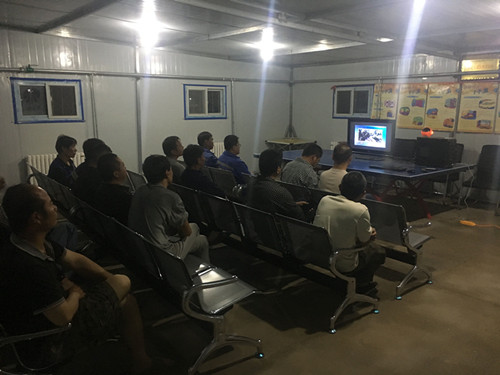 冬季施工鏖戰(zhàn)急，防寒措施保安全