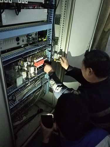 洗選煤運營公司紅柳林運營項目部2018年春節(jié)檢修不打烊