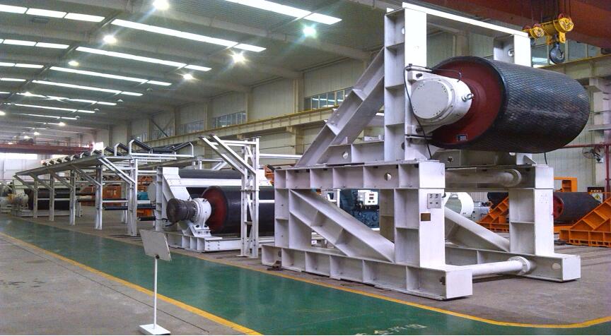 下峪口煤礦2-2采區(qū)膠帶輸送機設(shè)計圓滿完成