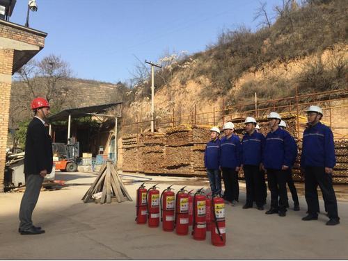 銅煤公司基層單位開展消防應(yīng)急演練助力春季安全生產(chǎn)