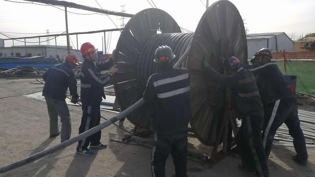 陜煤建設(shè)掘進(jìn)公司曹家灘項(xiàng)目部領(lǐng)導(dǎo)班子靠前指揮圓滿(mǎn)完成立井電纜回收