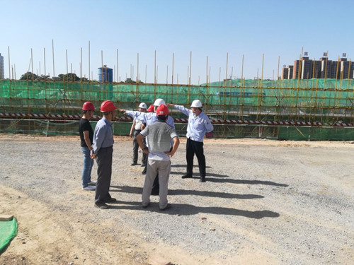蒲城清潔能源公司董事長劉培榮蒞臨陜煤建設天工公司清源小區(qū)項目檢查