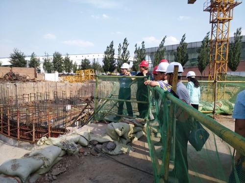 王明智蒞臨紅柳林項目工程施工現(xiàn)場全面檢查指導(dǎo)