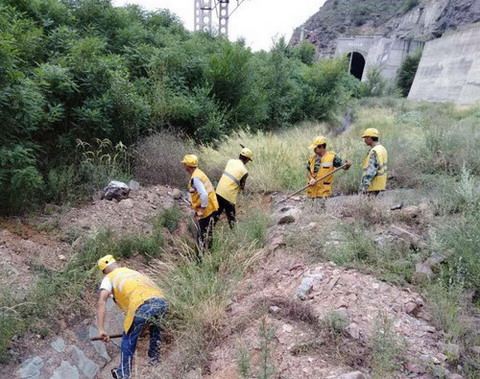 陜煤建設銅川公司：紅檸鐵路項目部打響“雨季三防”戰(zhàn)   撐起安全“保護傘”