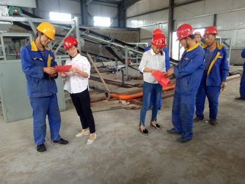 項目部的女工安全協(xié)管“姊妹花”