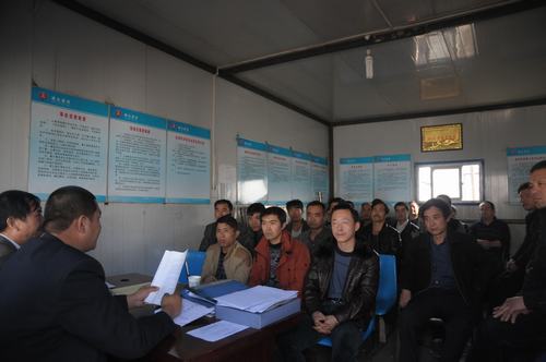 陜煤建設(shè)掘進公司：上班前，先來一堂安全課