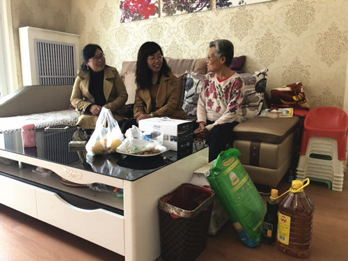 陜煤建設(shè)機(jī)電安裝公司 重陽(yáng)佳節(jié)慰問職工家庭高齡老人