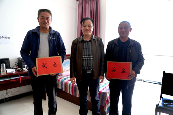 陜煤建設(shè)機(jī)電安裝公司彬長項(xiàng)目部棒棒噠