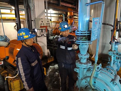 陜煤建設(shè)洗選煤運(yùn)營(yíng)分公司洗煤廠：黨員“安全承諾踐諾”構(gòu)筑安全銅墻鐵壁