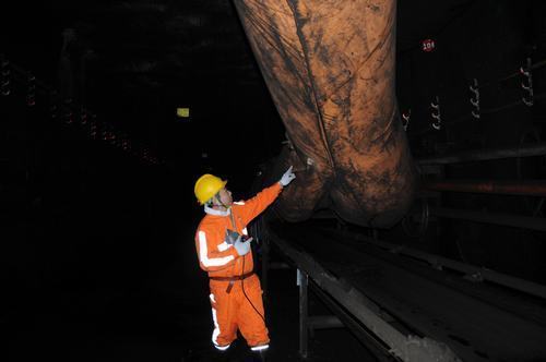 不忘初心不斷奮斗  在“掘進(jìn)鐵軍”道路上不斷前行