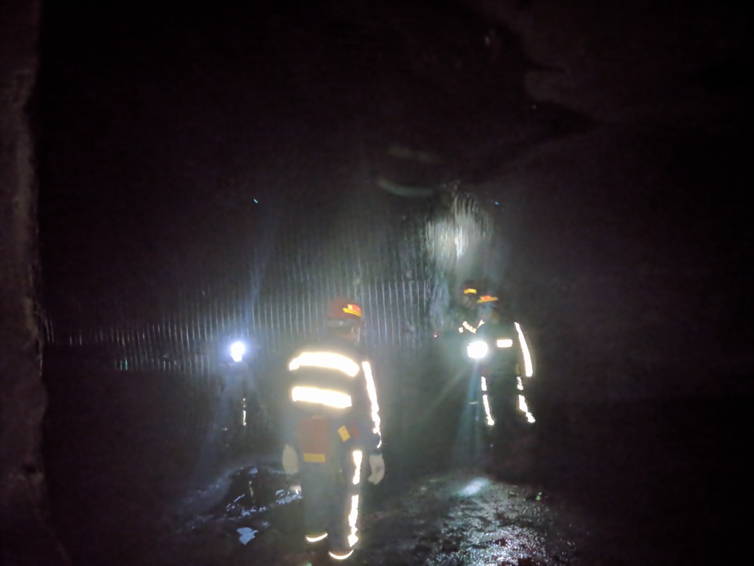 陜煤建設(shè)礦建三公司曹家灘項目部2-2煤回風大巷圓滿完成合同內(nèi)掘進工程