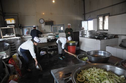 陜煤建設(shè)掘進(jìn)公司:節(jié)支降耗不能忘卻員工冷暖