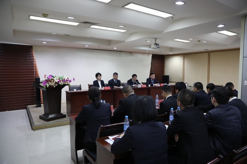 路橋分公司召開“講、敢、改”專題教育和違規(guī)收送禮金專項整治再動員會