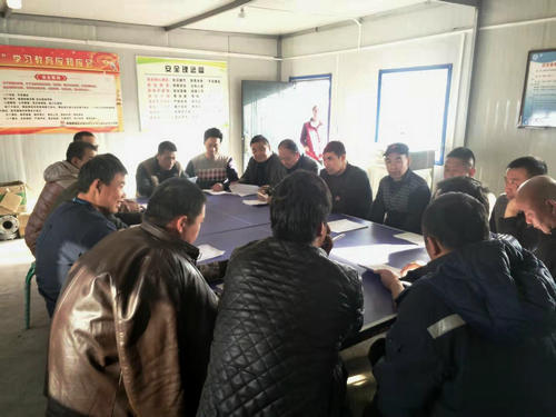 陜煤建設(shè)洗選煤運(yùn)營(yíng)公司小保當(dāng)運(yùn)營(yíng)項(xiàng)目部開展“學(xué)雷鋒，做先鋒”系列活動(dòng)