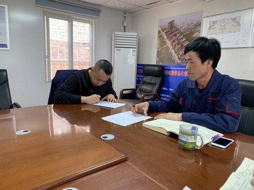 陜煤建設(shè)銅煤公司干部職工立下軍令狀，打好百日會(huì)戰(zhàn)攻堅(jiān)戰(zhàn)