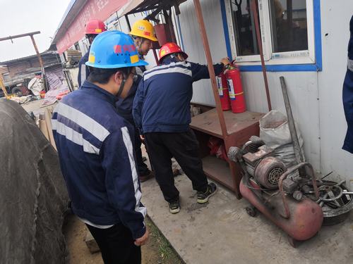 陜煤建設(shè)洗選煤運(yùn)營(yíng)公司安裝第三項(xiàng)目部：讓隱患無(wú)處藏身