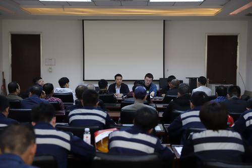 陜煤建設(shè)洗選煤運(yùn)營(yíng)公司:對(duì)標(biāo)班前會(huì) 助推班組建設(shè)規(guī)范化