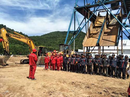 陜煤建設(shè)礦建二公司建莊項(xiàng)目舉行試開挖儀式