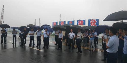 銅川市、渭南市領(lǐng)導(dǎo)率團(tuán)觀摩渭南分公司南京金龍純電動商用車項(xiàng)目