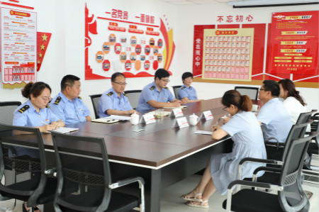 陜煤建設(shè)機電安裝公司與黃陵礦業(yè)鐵路運輸公司對標(biāo)黨建工作