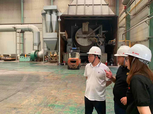 陜煤建設(shè)物資公司與陜西大秦鋁業(yè)有限責(zé)任公司進(jìn)行業(yè)務(wù)洽談