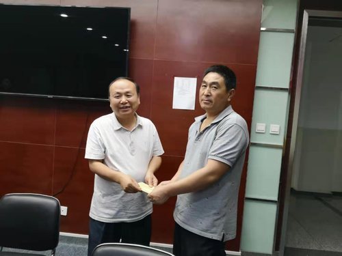 陜煤建設(shè)掘進(jìn)公司：金秋傳遞希望  助學(xué)成就夢(mèng)想