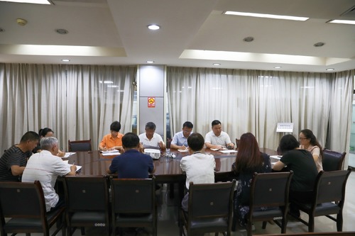 陜煤建設路橋分公司召開對照黨章黨規(guī)找差距暨檢視問題專題會