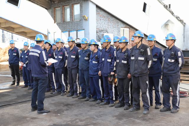 陜煤建設洗選煤運營公司紅柳林運營項目部黨支部：焊花下的較量