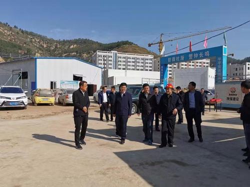 延安市副市長(zhǎng)蒞臨陜煤建設(shè)礦建二公司車村項(xiàng)目部檢查指導(dǎo)工作