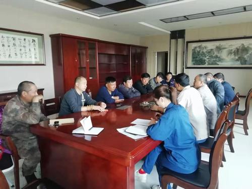 陜煤建設(shè)銅煤公司第十一項(xiàng)目部多舉措抓好安全生產(chǎn)確?！鞍偃瞻踩?></div>
                                <div   id=