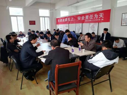 銅煤一、二號(hào)住宅小區(qū)最后一棟住宅樓順利通過竣工驗(yàn)收！