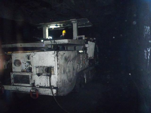 陜煤建設掘進公司：分頭承包讓“一機雙巷”更加高效