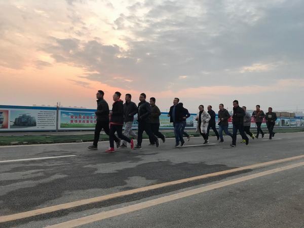 讓我們一起打造培養(yǎng)團(tuán)隊(duì)狼文化！