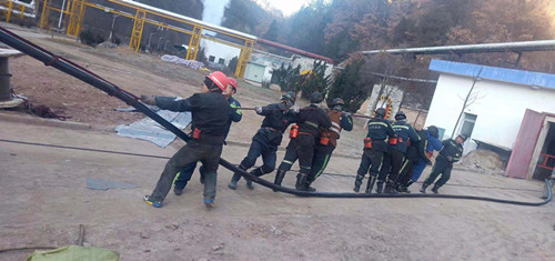 陜煤建設(shè)機電安裝公司：一天的忙碌