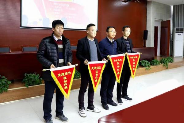 陜煤建設(shè)礦建二公司小保當(dāng)?shù)谌?xiàng)目部再獲佳績