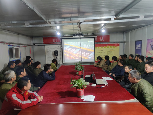 陜煤建設(shè)機電安裝公司曹家灘項目部多舉措確?！傲汶[患”