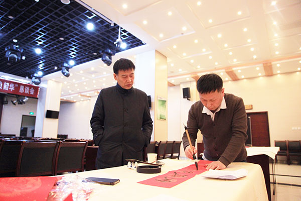 陜煤建設(shè)舉辦“迎春納?！鳖}春聯(lián)活動