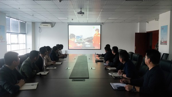 榆林公司“三把扳手”擰緊春節(jié)“廉潔閥”