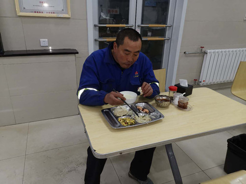 春節(jié)，最后的堅(jiān)守