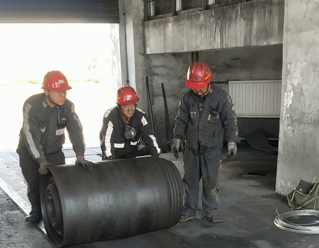 陜煤建設(shè)洗選煤運(yùn)營公司：“五一”，我在這里奮戰(zhàn)