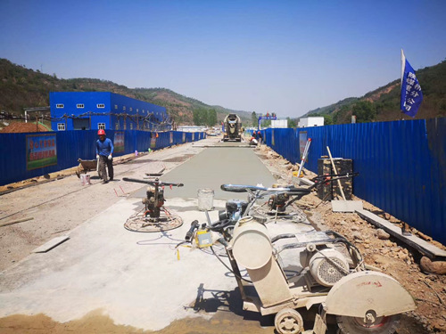 奮斗，是屬于新時(shí)代勞動(dòng)者的魅力