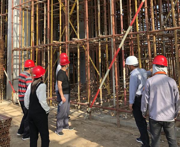 陜煤建設(shè)渭南分公司內(nèi)部項目部對標(biāo)找差距 學(xué)習(xí)促提升