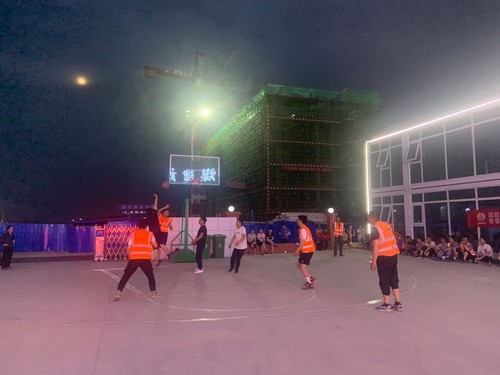 陜煤建設(shè)銅煤公司第十六項目部舉辦“團結(jié)進取賽風(fēng)采，青春飛揚再出發(fā)”友誼籃球賽
