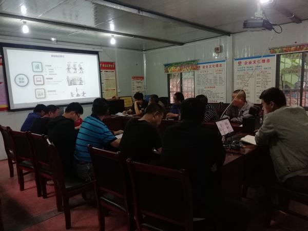 陜煤建設(shè)渭南分公司第五項(xiàng)目部“三抓三強(qiáng)”促進(jìn)現(xiàn)場(chǎng)安全管理全面提升