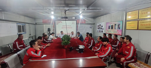 陜煤建設(shè)機(jī)電安裝公司：深入一線開(kāi)展全國(guó)“兩會(huì)”精神宣講