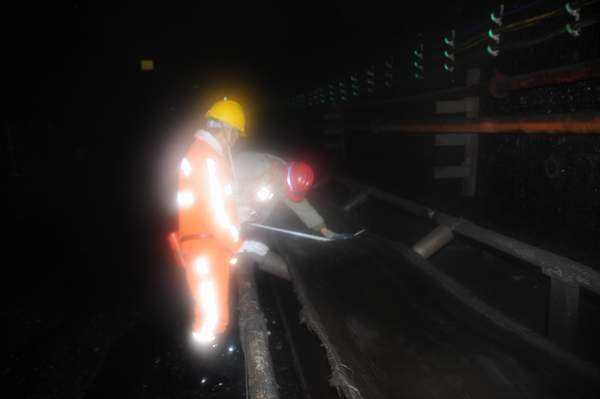 陜煤建設(shè)掘進公司：三舉步 構(gòu)建安全新屏障