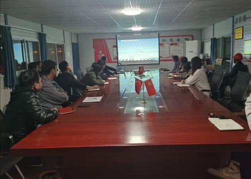 陜煤建設(shè)銅煤公司第一項目部“加籌加碼”持續(xù)推進(jìn)施工建設(shè)加速度