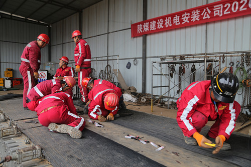 陜煤建設(shè)機電安裝公司：硫化隊伍苦練技能